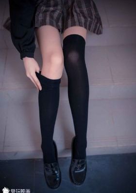 万卷楼_超清免费全集观看