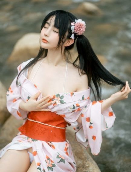 我妈妈的女朋友_高清字幕版在线播放